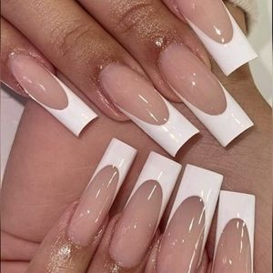 SET OF PRESS ON NAILS 24 PIECES